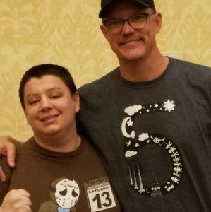 Meet your Posher, Christopher